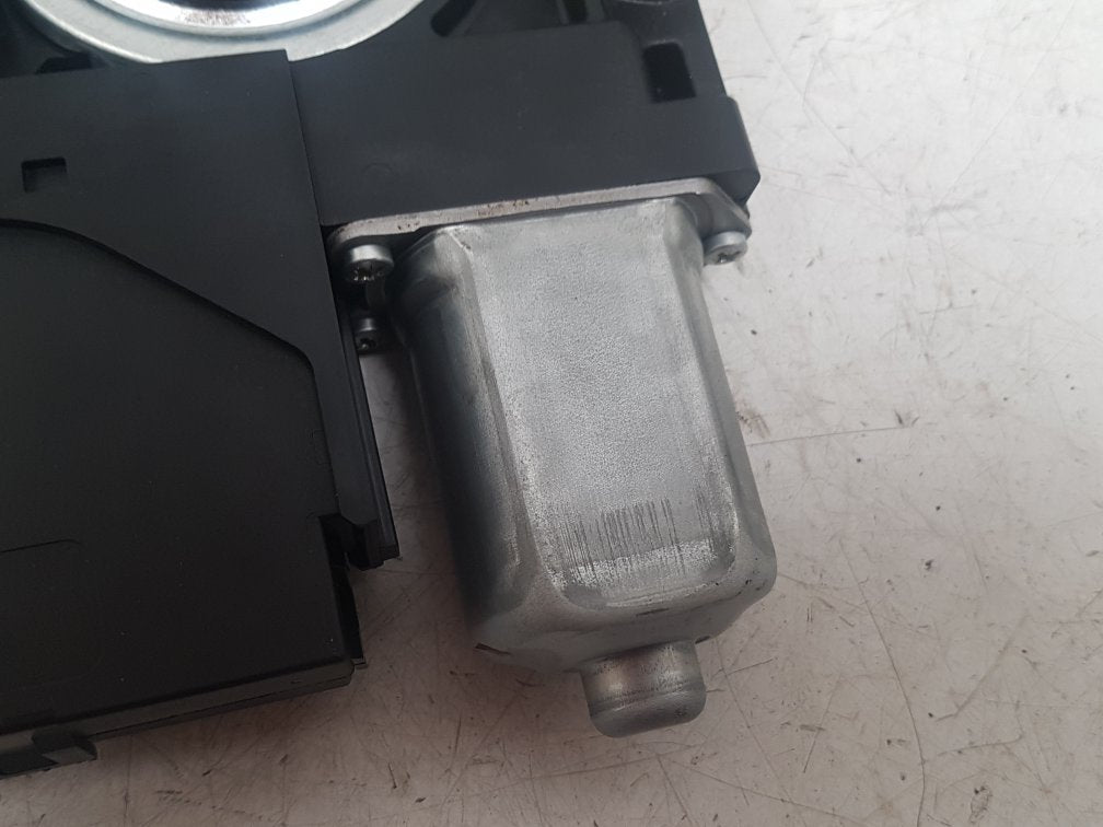 2005 - 2012 Volvo S40  Saloon WINDOW REG MOTOR (PASSENGER SIDE REAR) 30739182