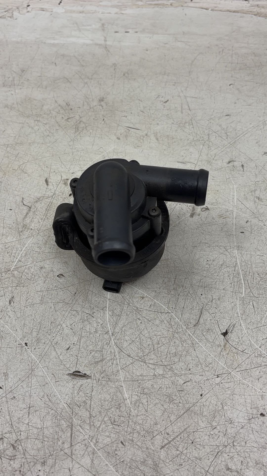 2011 - 2014 Volvo V60 I 155 Estate AUXILLARY WATER PUMP 31332380