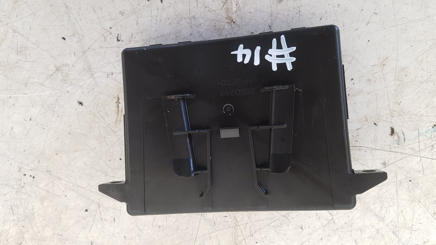 2017 - 2025 Volvo XC40 536 SUV Centre Console Control Module 32296405