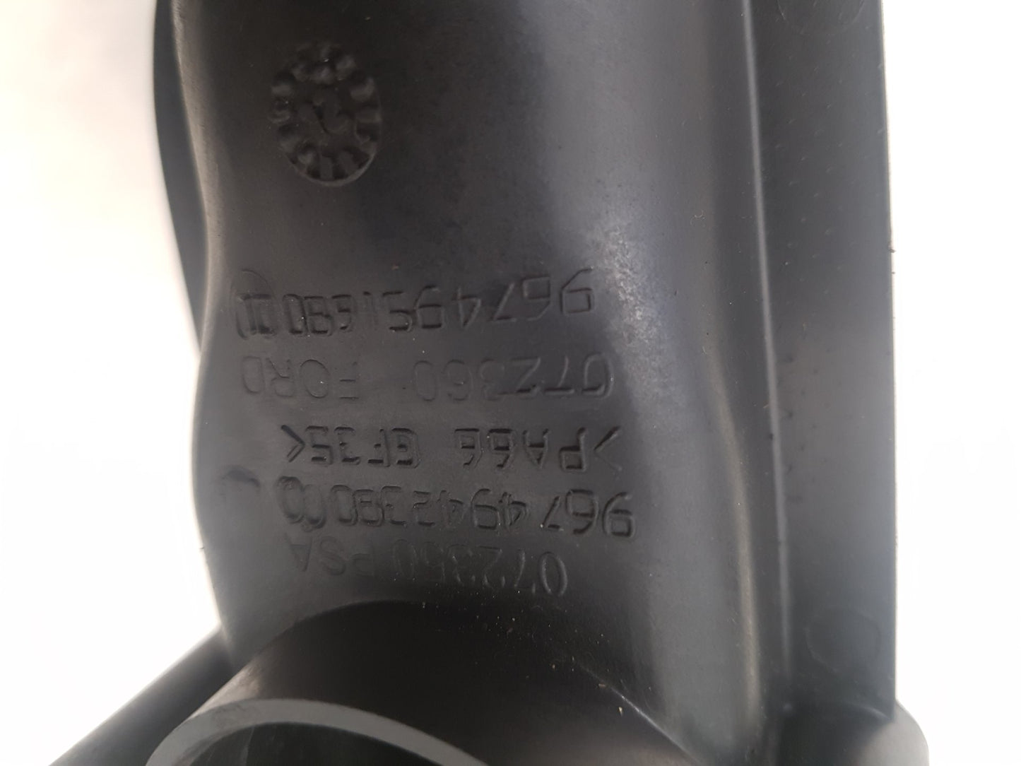 2012 Volvo S60  Saloon INTAKE PIPE 9674942380