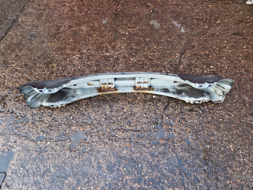 2012 - 2019 Volvo V40  Hatchback Rear Bumper Reinforcer 31299699