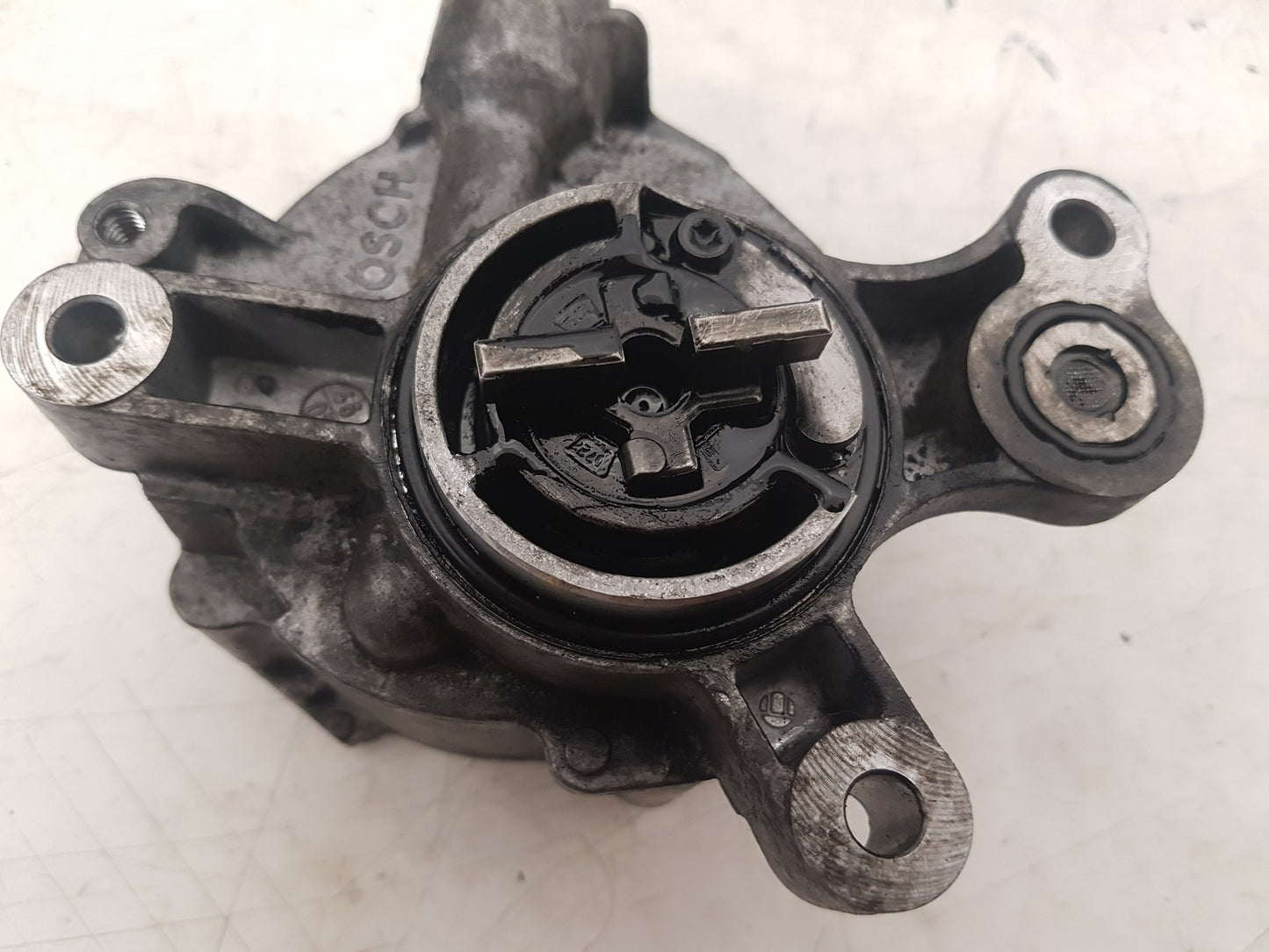2006 - 2012 Volvo C30  Hatchback Vacuum/Air Pump D165-1C2