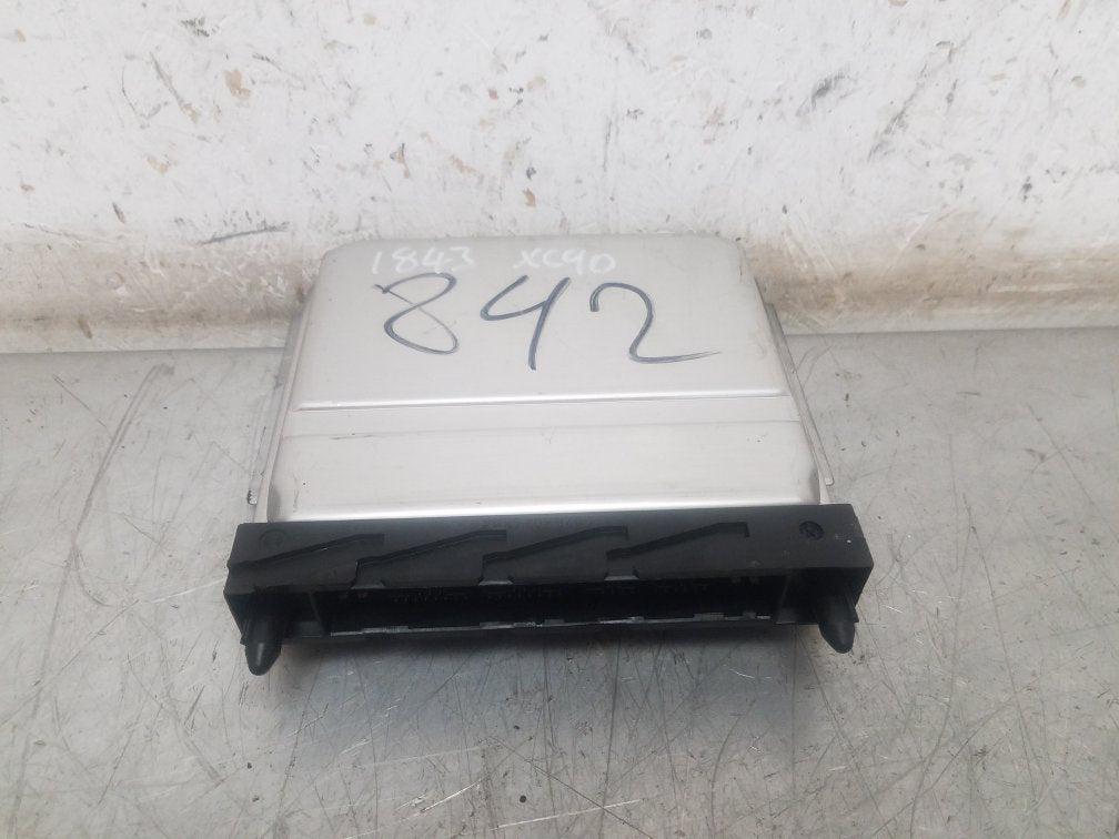 2002 - 2006 Volvo XC90  Estate Engine ECU 08677708A
