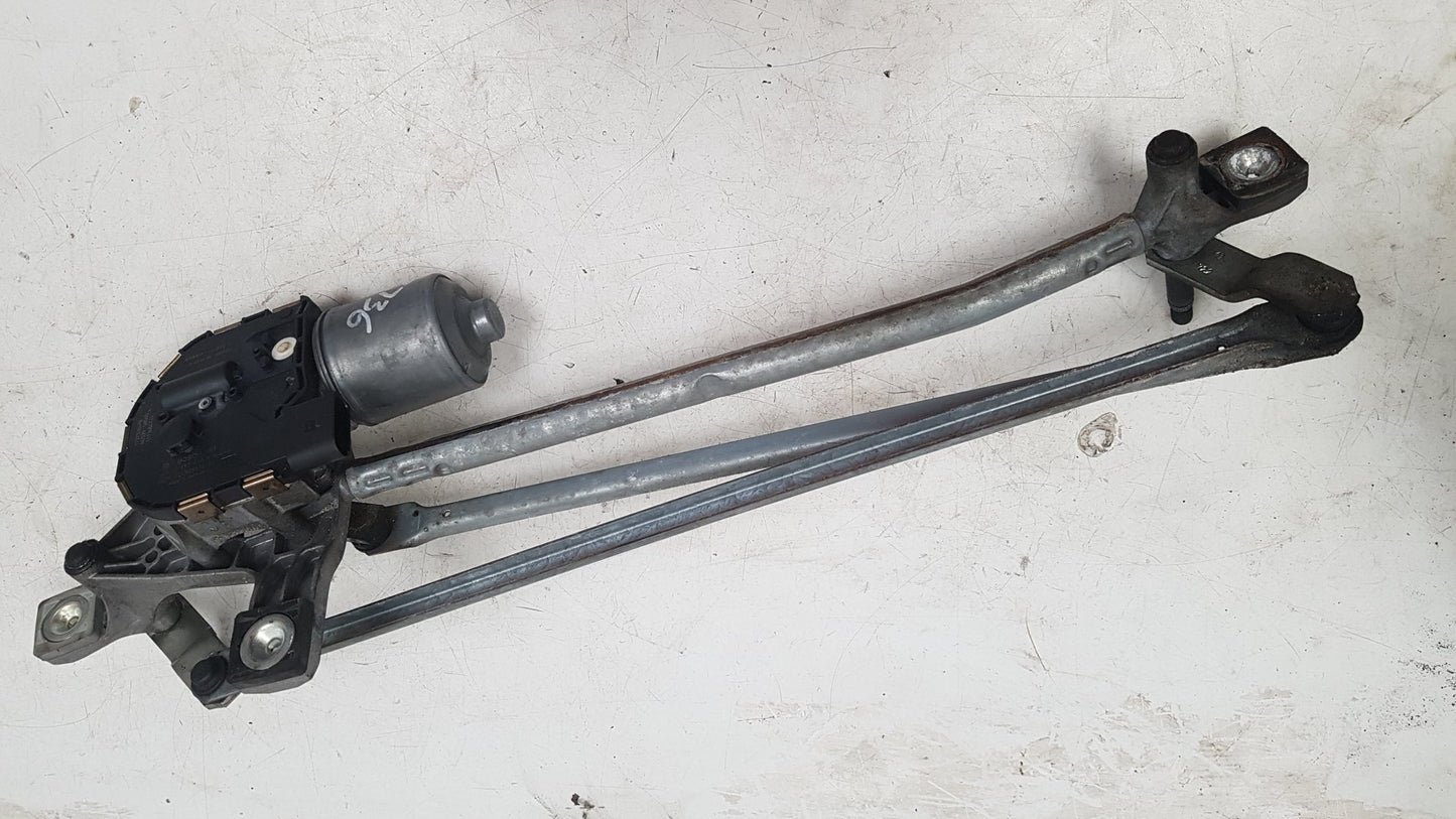 2010 - 2014 Volvo XC60  Estate WIPER MOTOR (FRONT) & LINKAGE 31333455