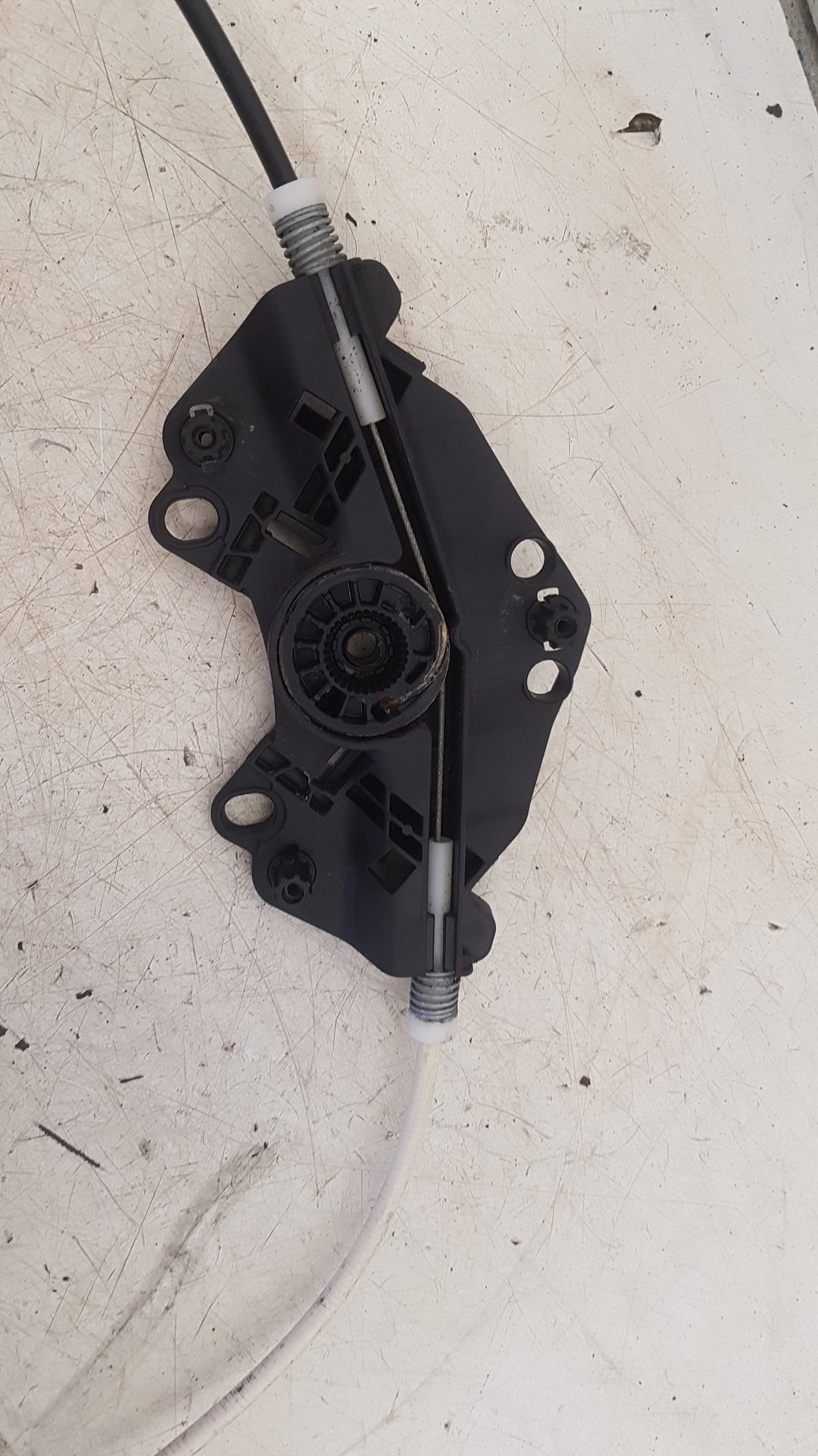 2015-2026 Volvo XC90 II 256 Left Rear Window Regulator/Motor C18393100 VRAC Grade A
