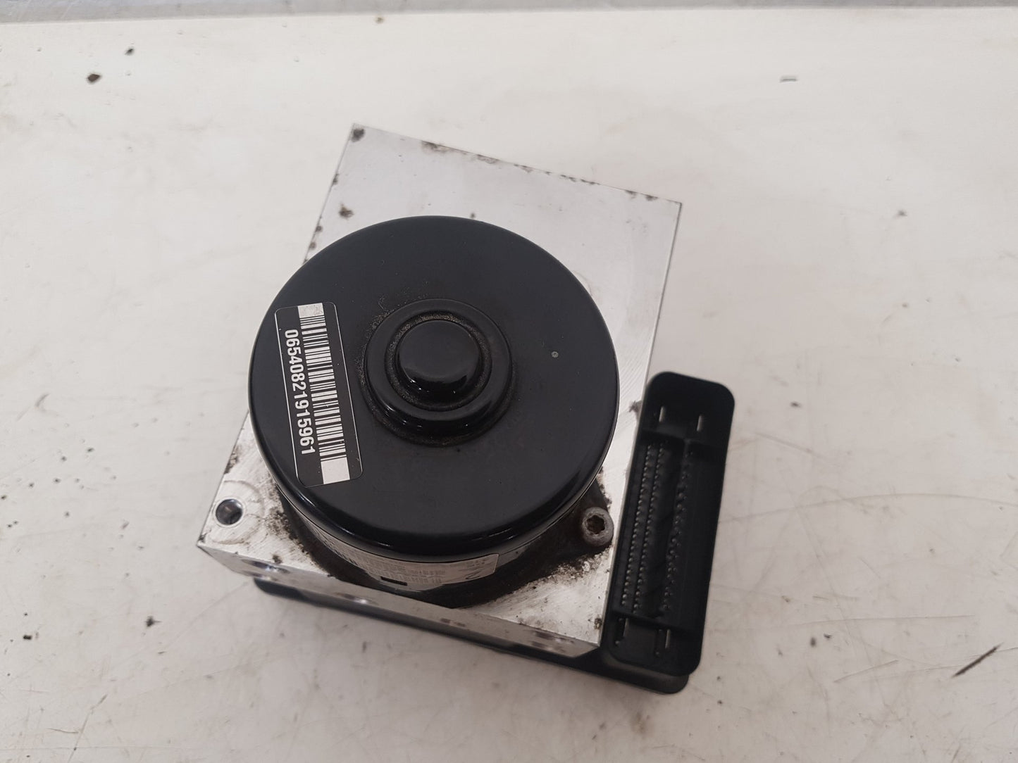 2000 - 2007 Volvo XC70  Estate ABS Pump/Modulator 30714956