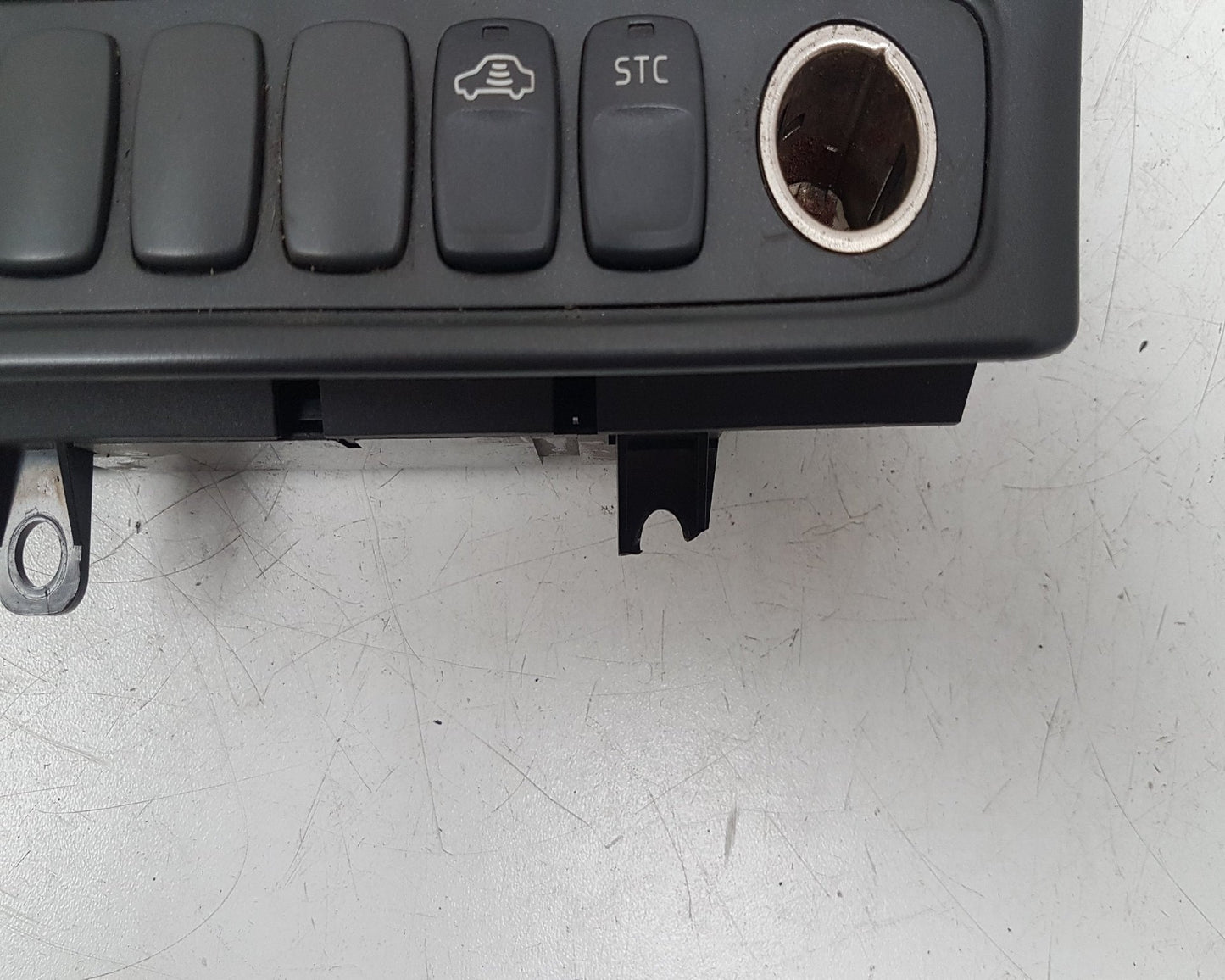 1998 - 2002 Volvo S80   Heater Controls 9494261