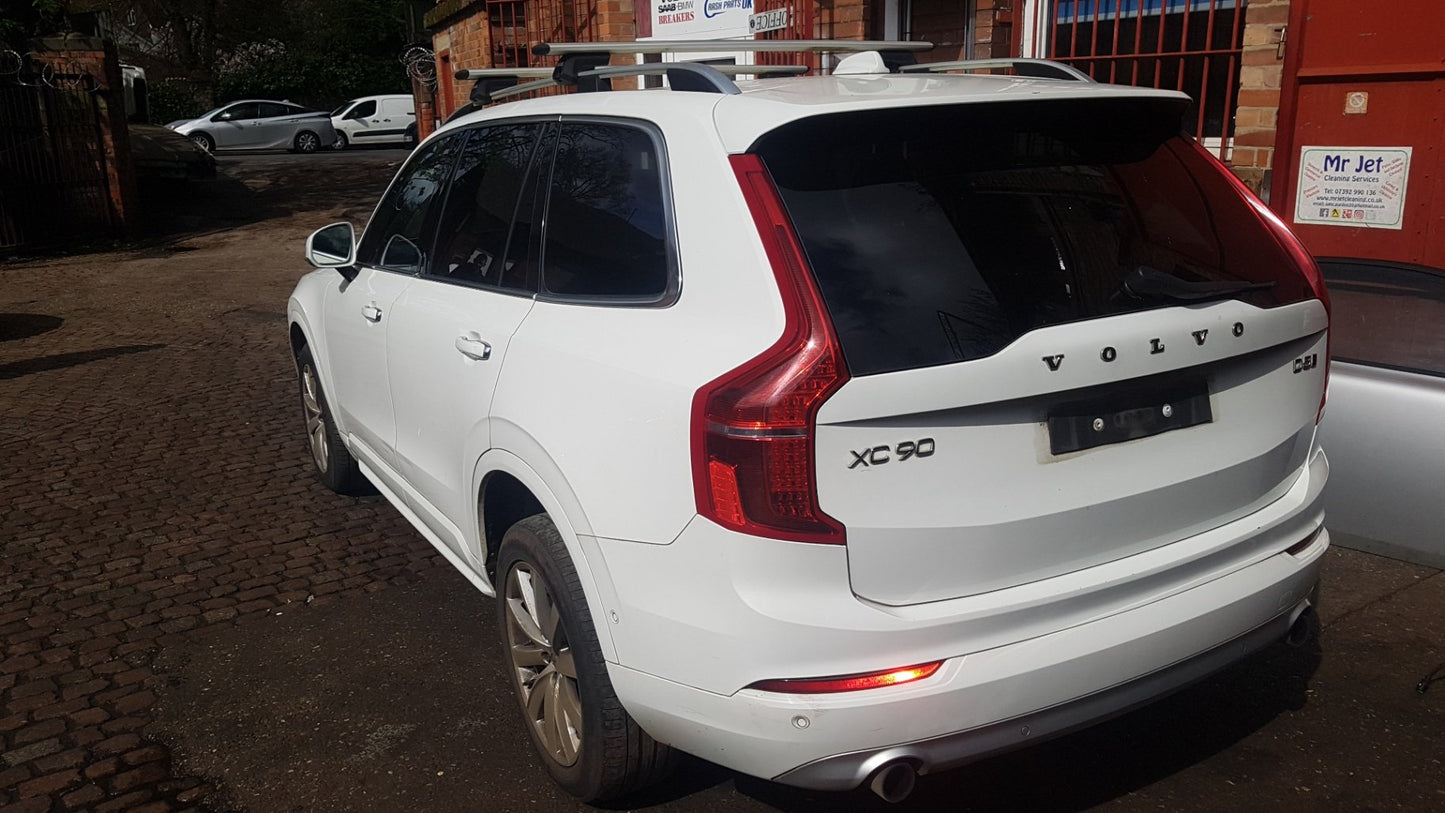 2015-2026 Volvo XC90 Momentum II 256 D4204T11 YV1LFA48CG1082848
