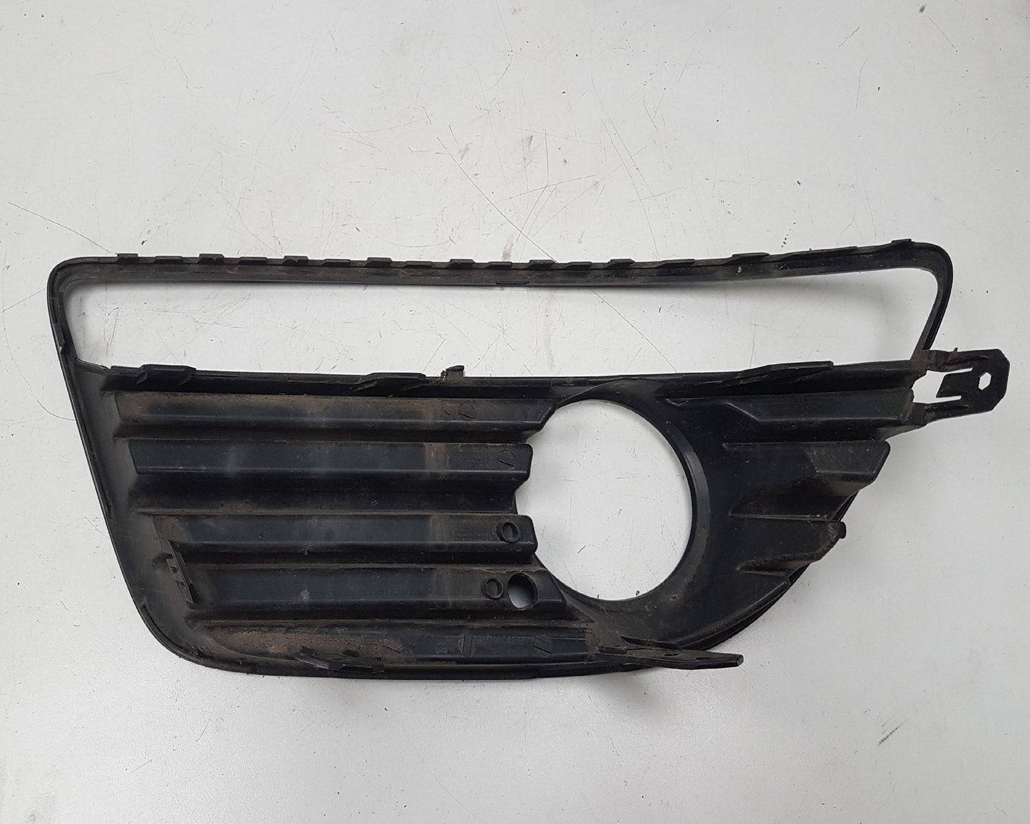 2010 - 2012 Saab 95  Saloon FOG LIGHT GRILL (RIGHT) 12776794