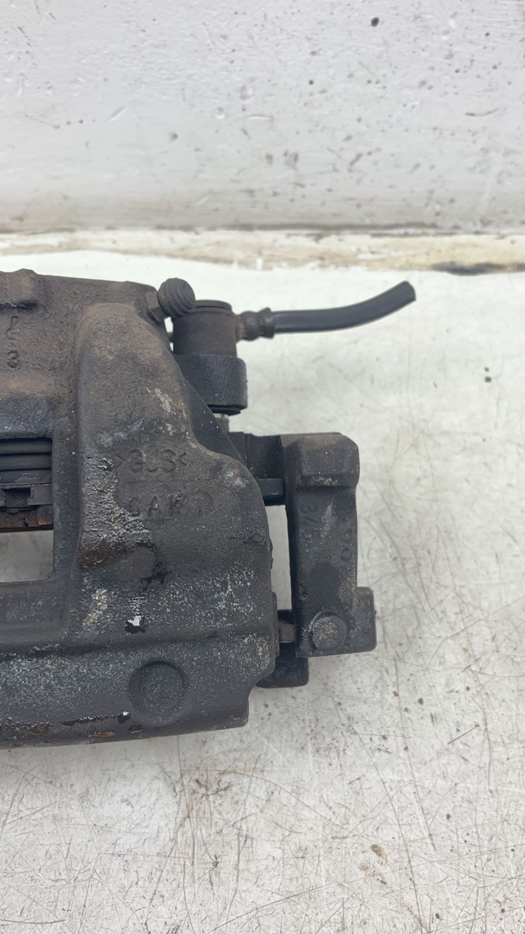 2017 - 2025 Volvo V90 235, 236 Estate Left Front Caliper 31665740