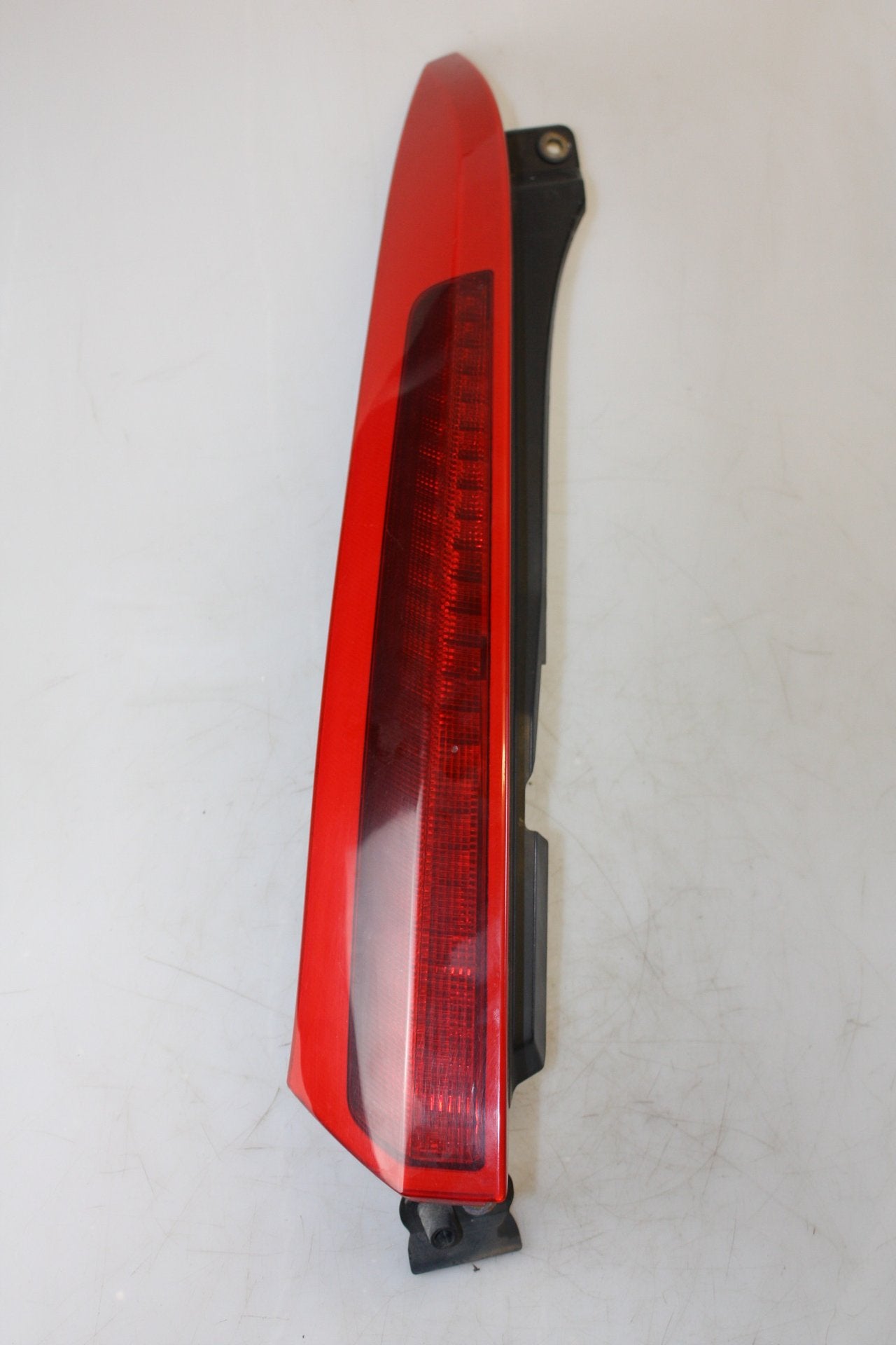 2002 - 2006 Volvo XC90  Estate REAR/TAIL LIGHT UPPER (PASSENGER SIDE) 30678220