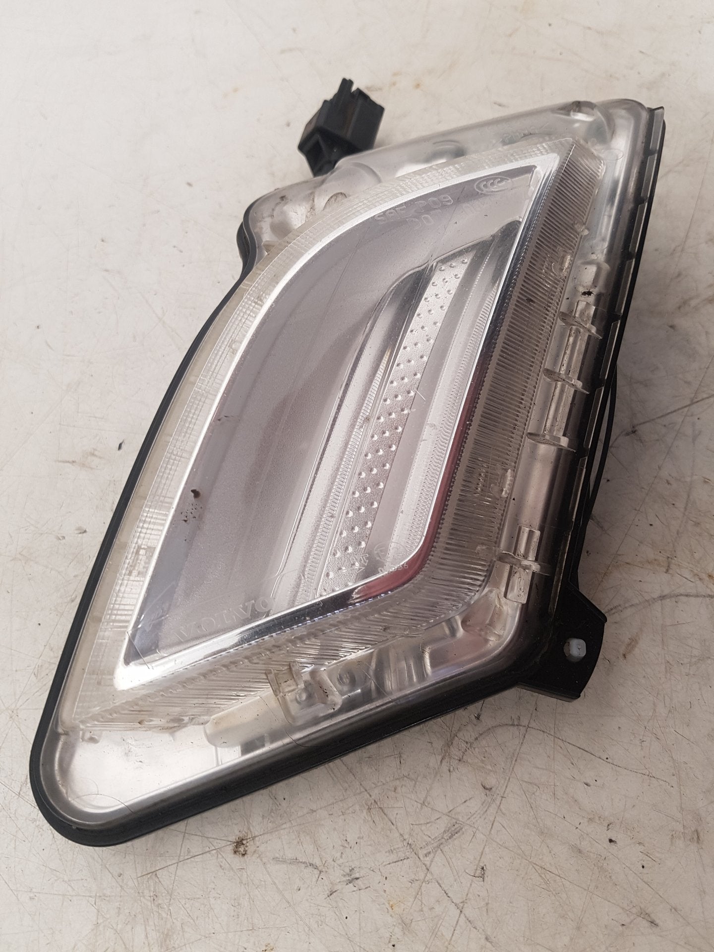 2011 - 2015 Volvo V60 I 157 Estate LED DAYTIME RUNNING LIGHT (PASSENGER SIDE) 31278557