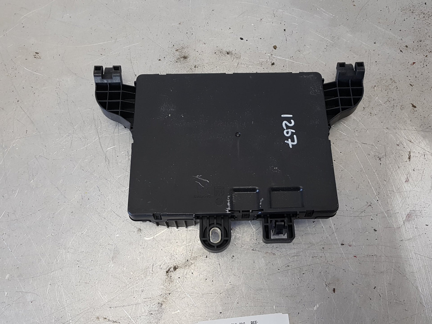 2010 - 2012 Saab 95  Saloon ELECTRICAL DISTRIBUTION UNIT (REAR) 13277321