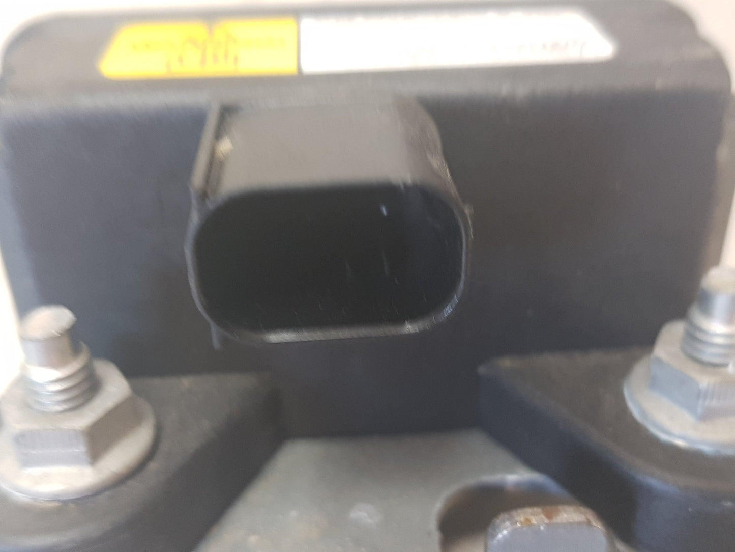 2010 - 2012 Volvo V50   Estate YAW SENSOR 10170106483