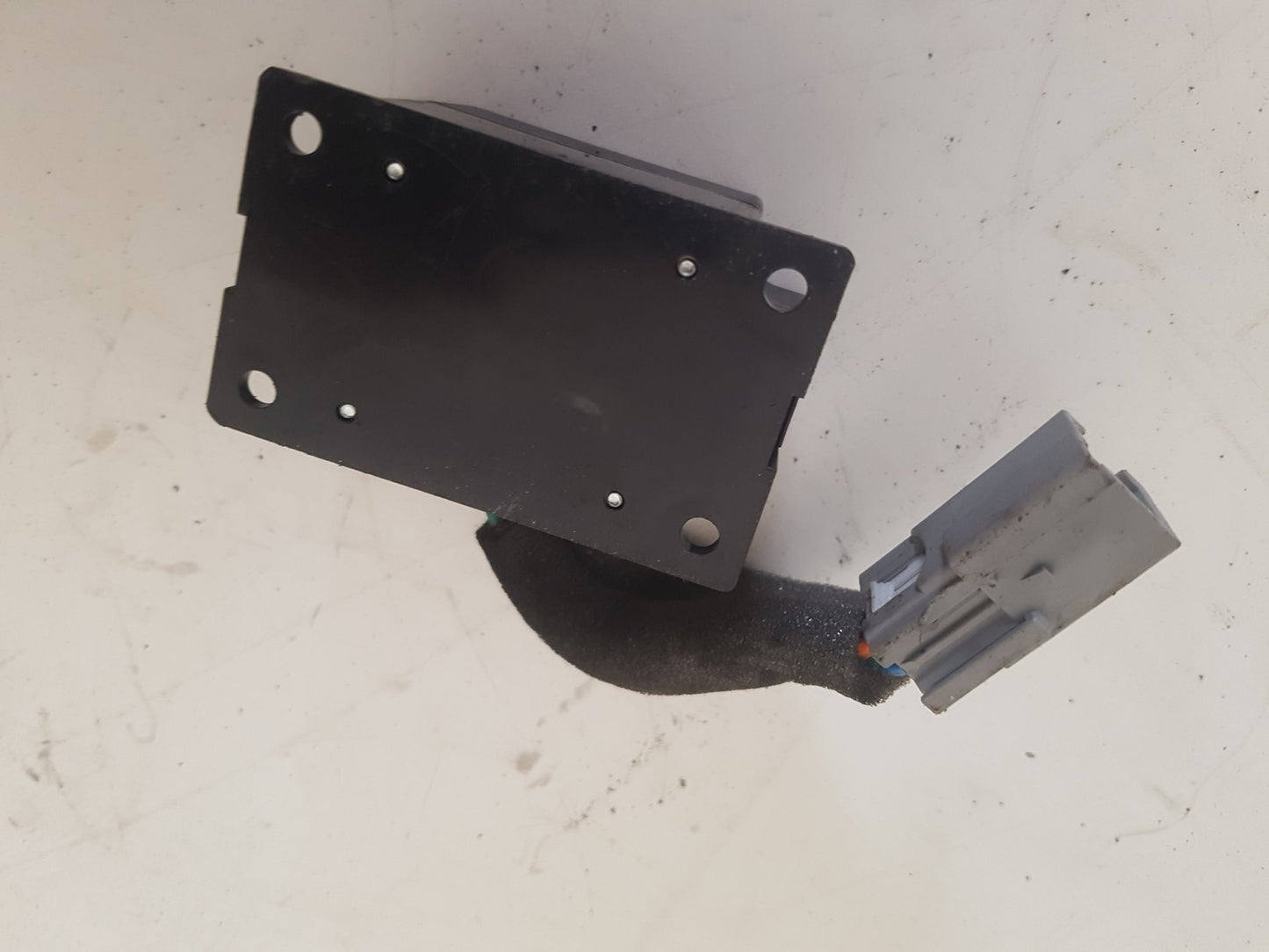 2005 - 2008 Volvo V70  Estate DOOR CROSSOVER SPEAKER MODULE 3069575