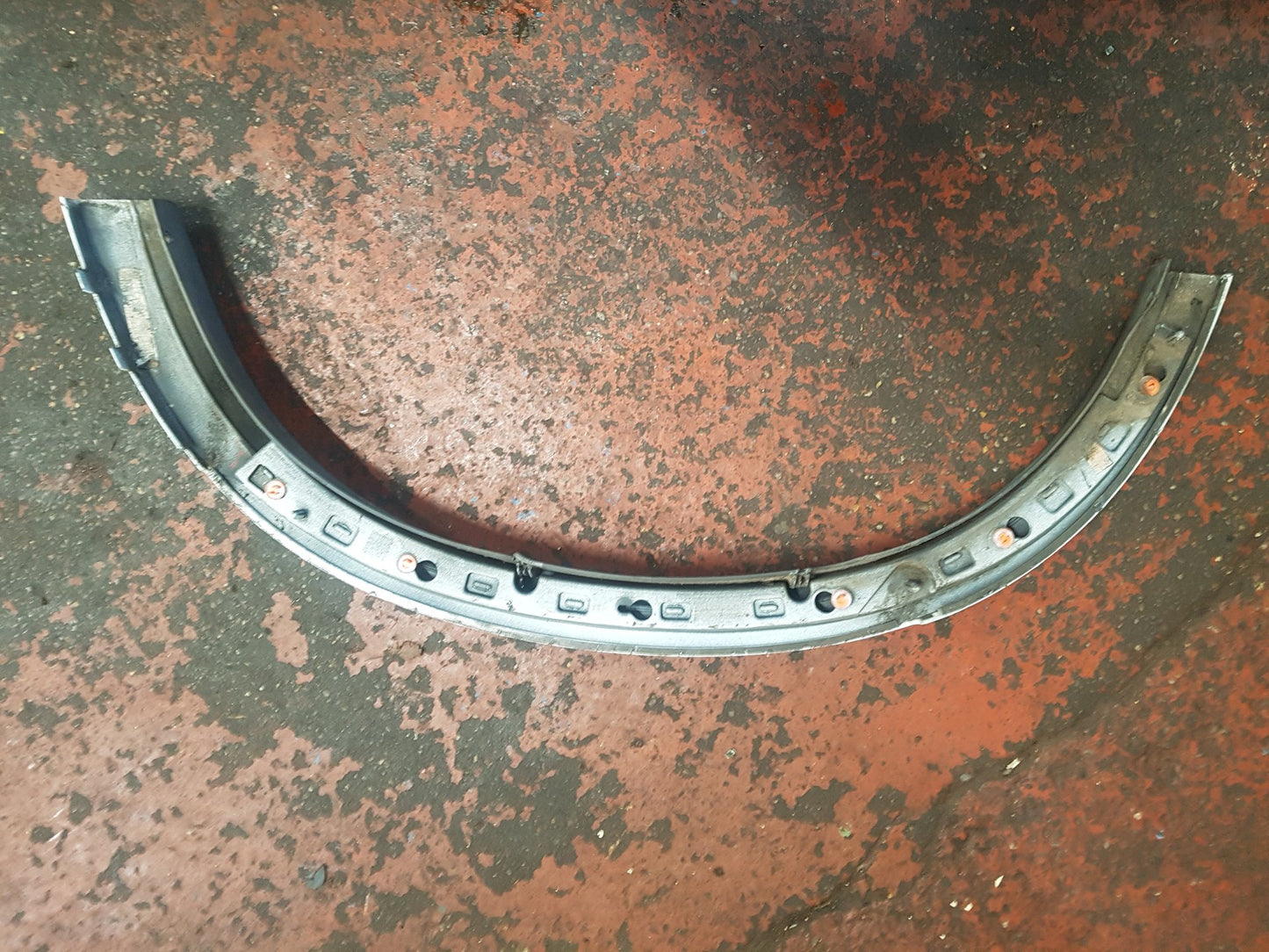 2003 - 2014 Volvo XC90 I 275 Estate Right Rear Wheel Arch Moulding 30779580