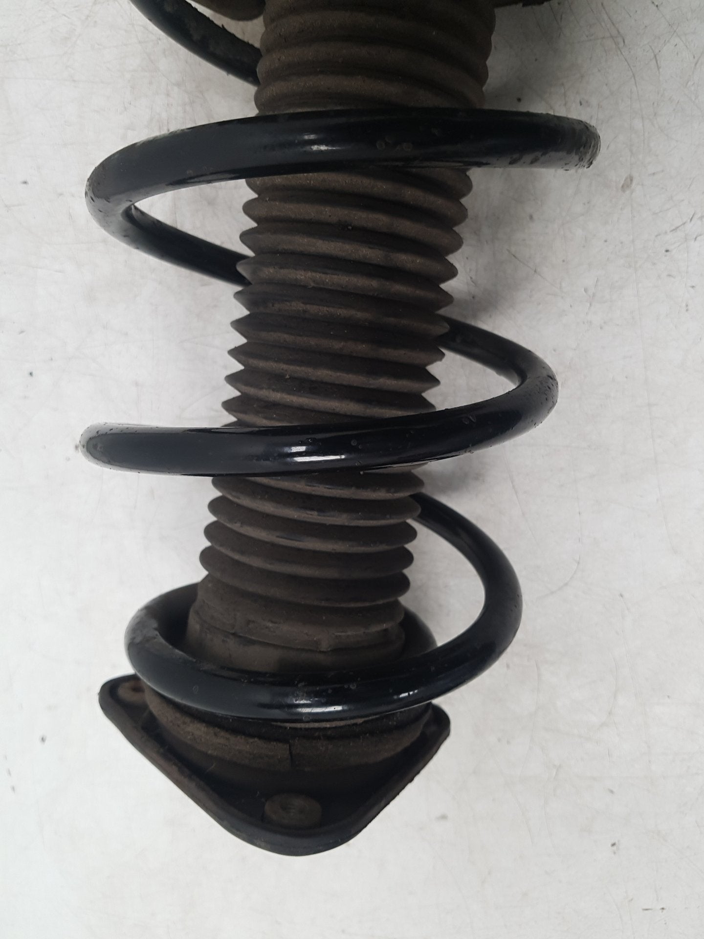 2012 - 2019 Volvo V40  Hatchback Right Front Shock Absorber 31317928