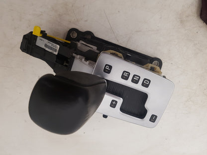 2010 - 2017 Volvo XC60  Estate GEAR STICK 30759122