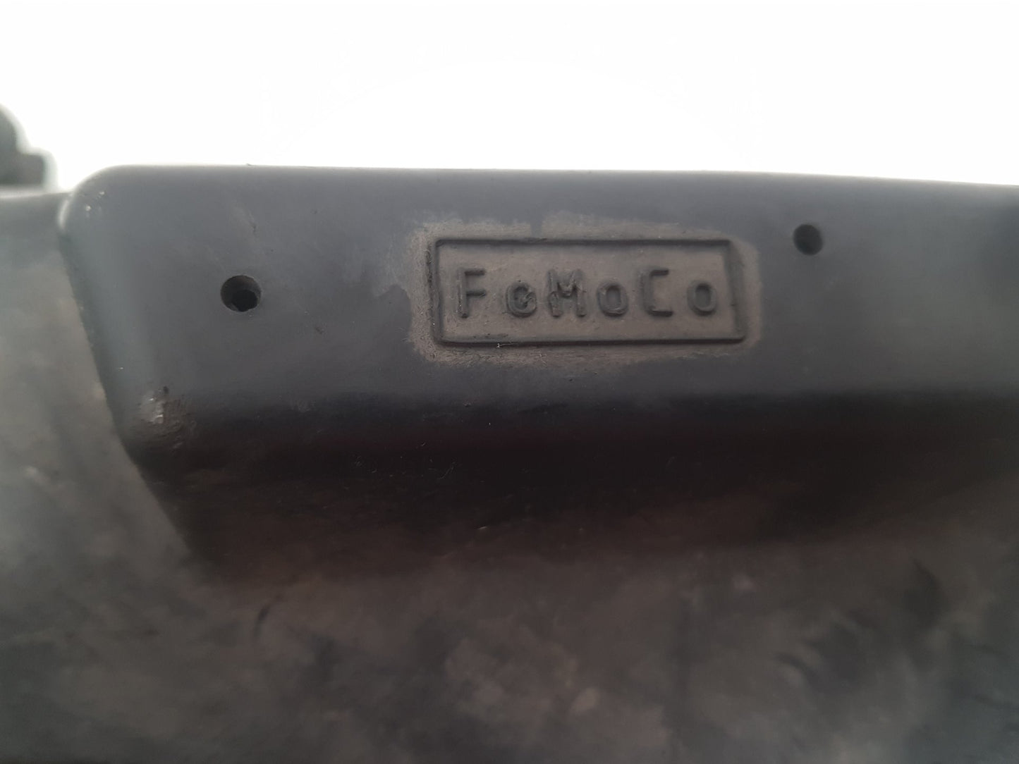 2013 Volvo V40  Hatchback Air Filter Box 31370808