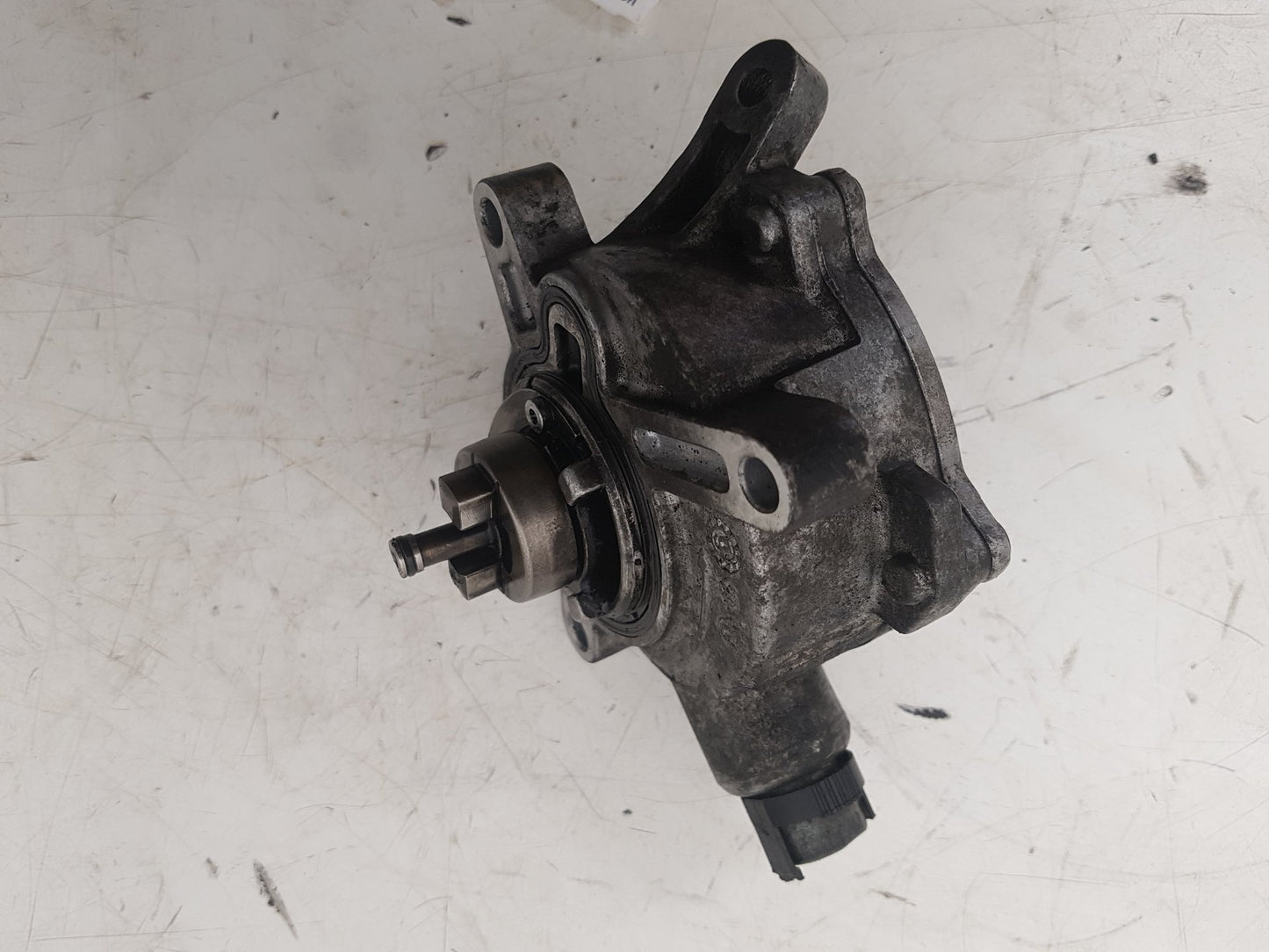 2000 - 2007 Volvo XC70  Estate Vacuum/Air Pump 30731825