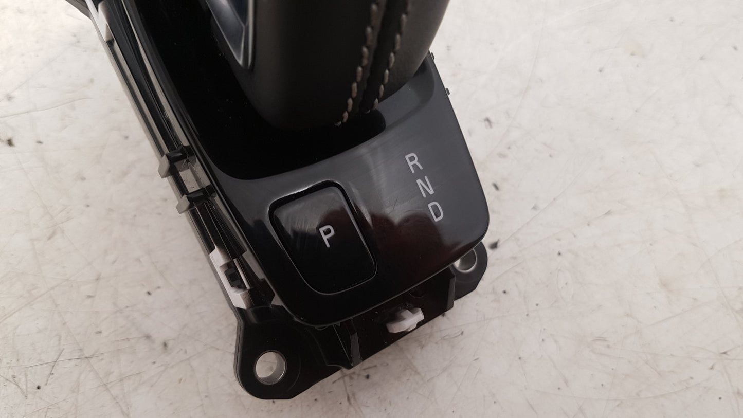 2017 - 2025 Volvo XC40 536 SUV Gear Stick/Shifter