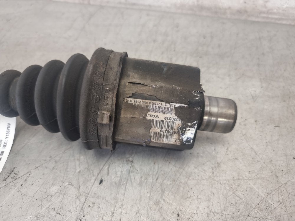 1998 - 2001 Volvo S80  Saloon Left Front Drive Axle 8251775