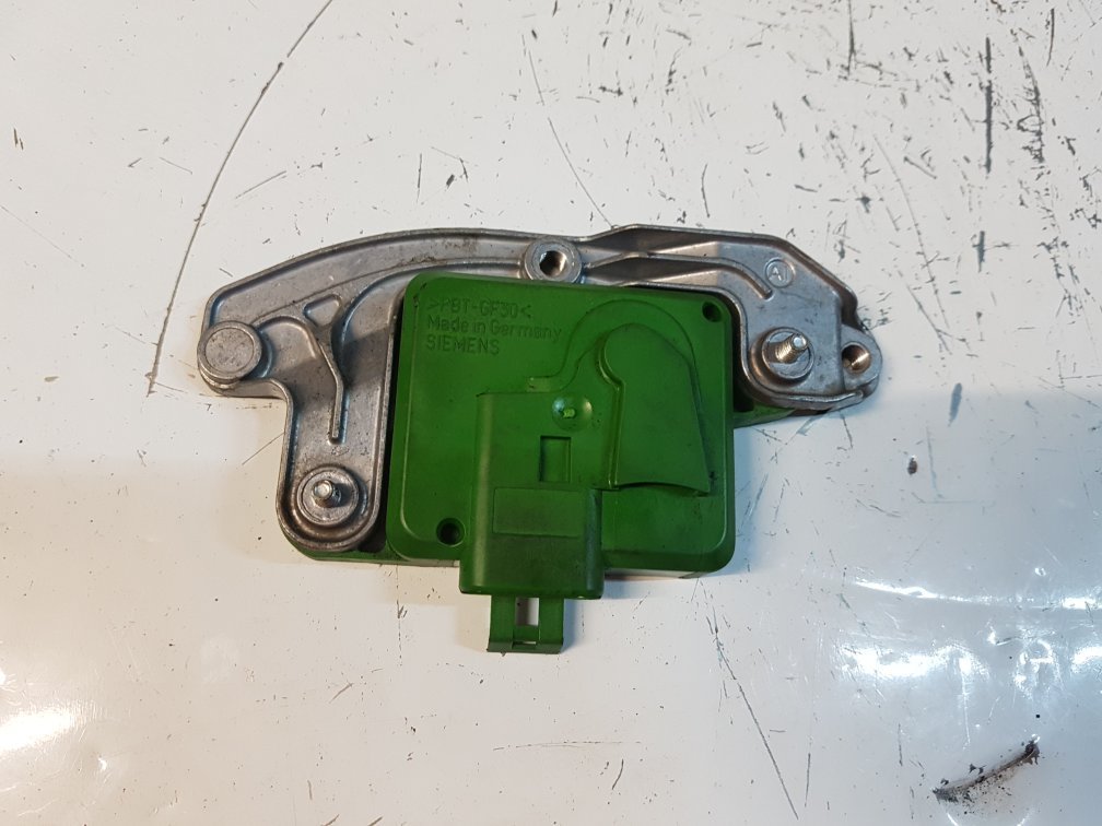 2006 - 2009 Saab 9-5  Estate Crash Sensor 12770475
