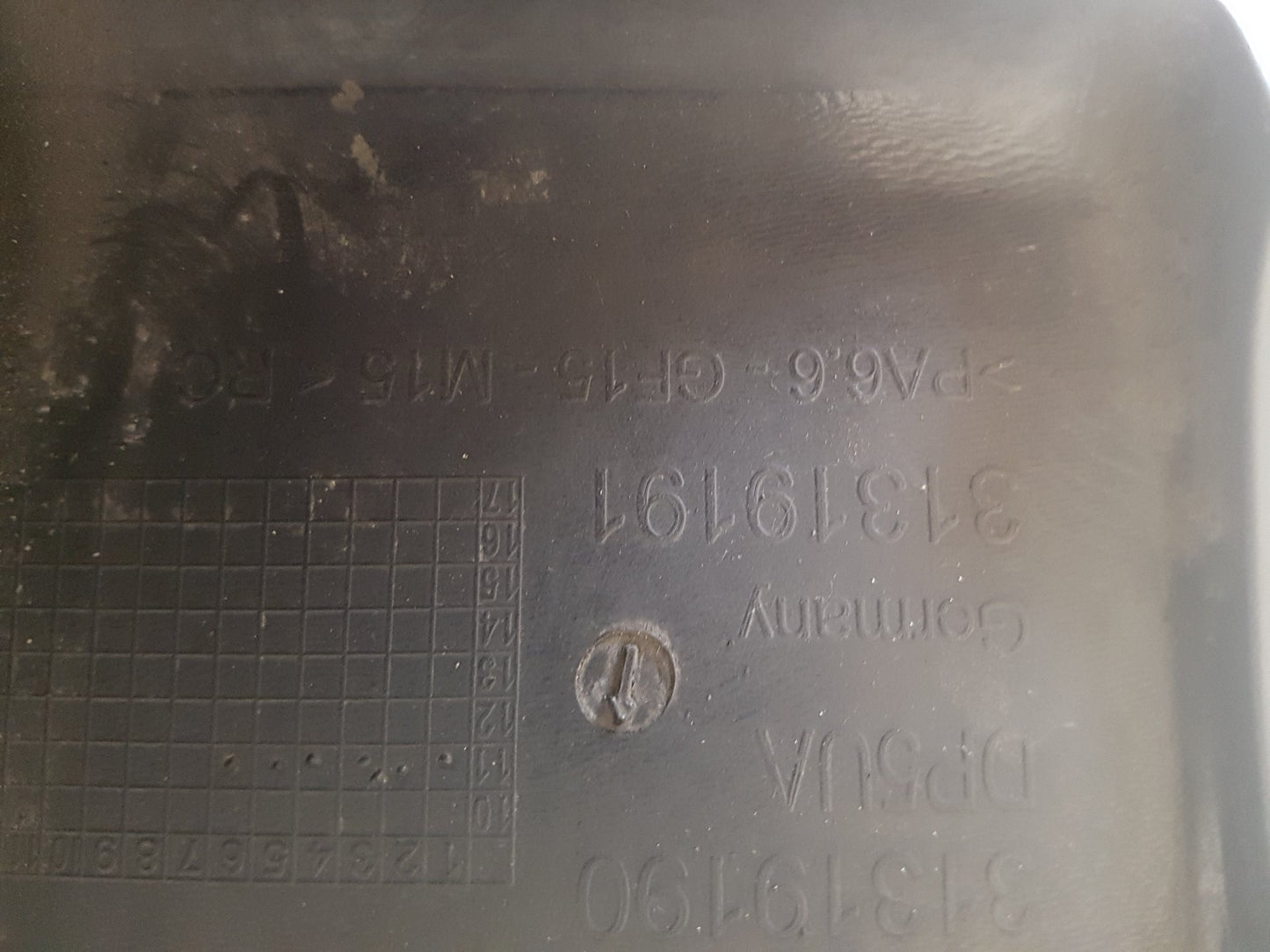 2010 - 2014 Volvo XC60  Estate Engine Cover 31319190