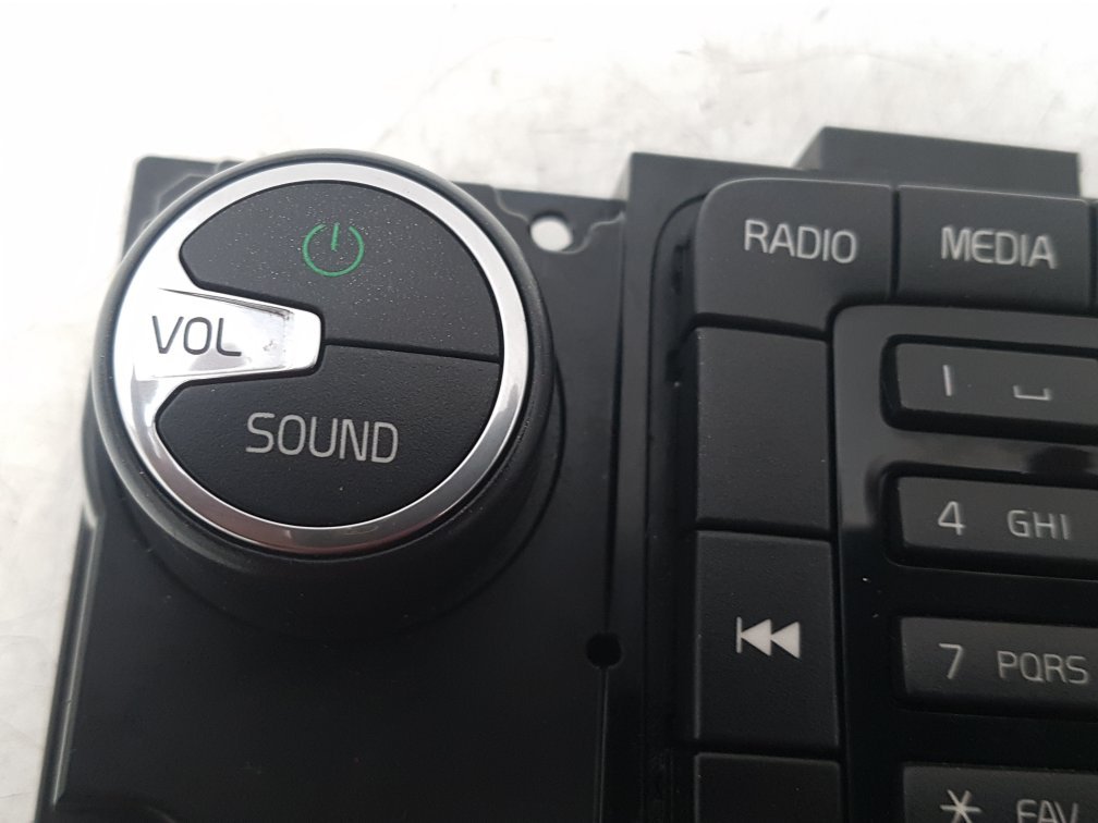2010 - 2015 Volvo V70  Estate HEATER & RADIO CONTROL PANNEL 31288318