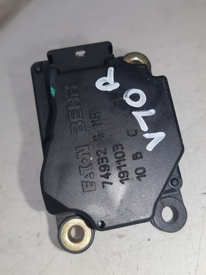 2003 - 2007 Volvo V70  Estate HEATER VALVE 74932