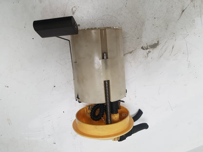 2006 - 2010 Volvo C70  Convertible Fuel Pump 30792206