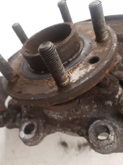 2012 - 2018 Volvo V40  Hatchback HUB WITH ABS (FRONT DRIVER SIDE) CROSS COUNTRY 31387653