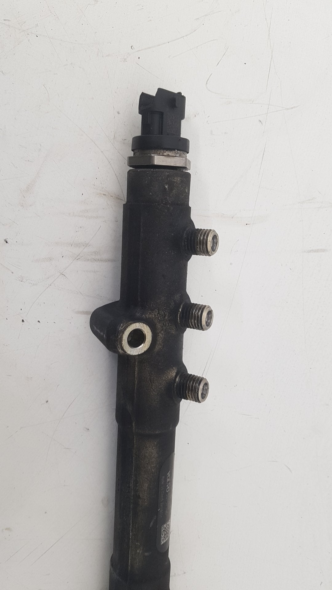 2006 - 2010 Volvo C70  Convertible Injection Rail 0 445 215 023