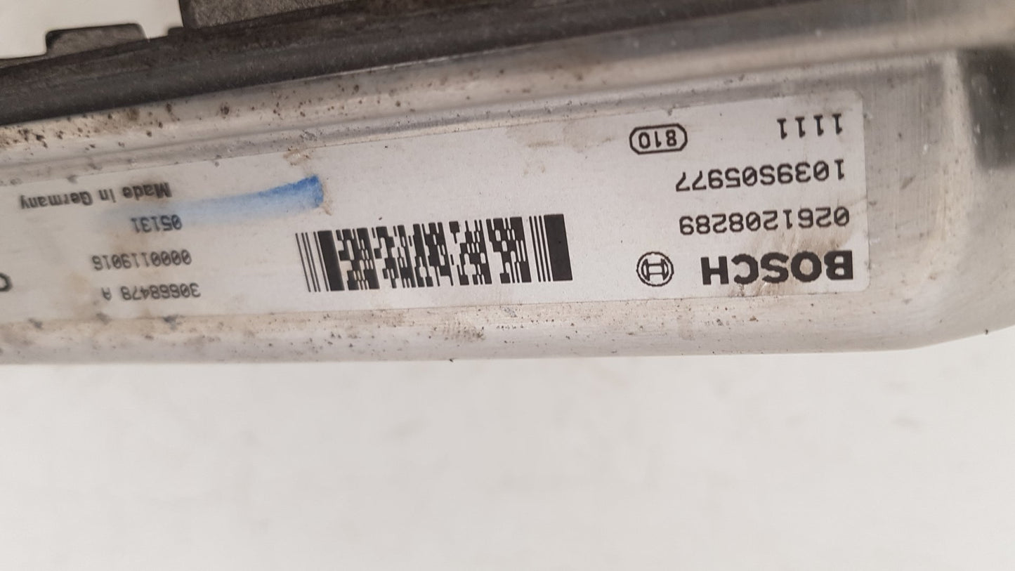 2005 Volvo S60  Saloon Engine ECU 30668478