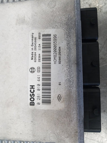 2001 - 2004 Volvo V40  Estate Engine ECU 30630048 0281010441