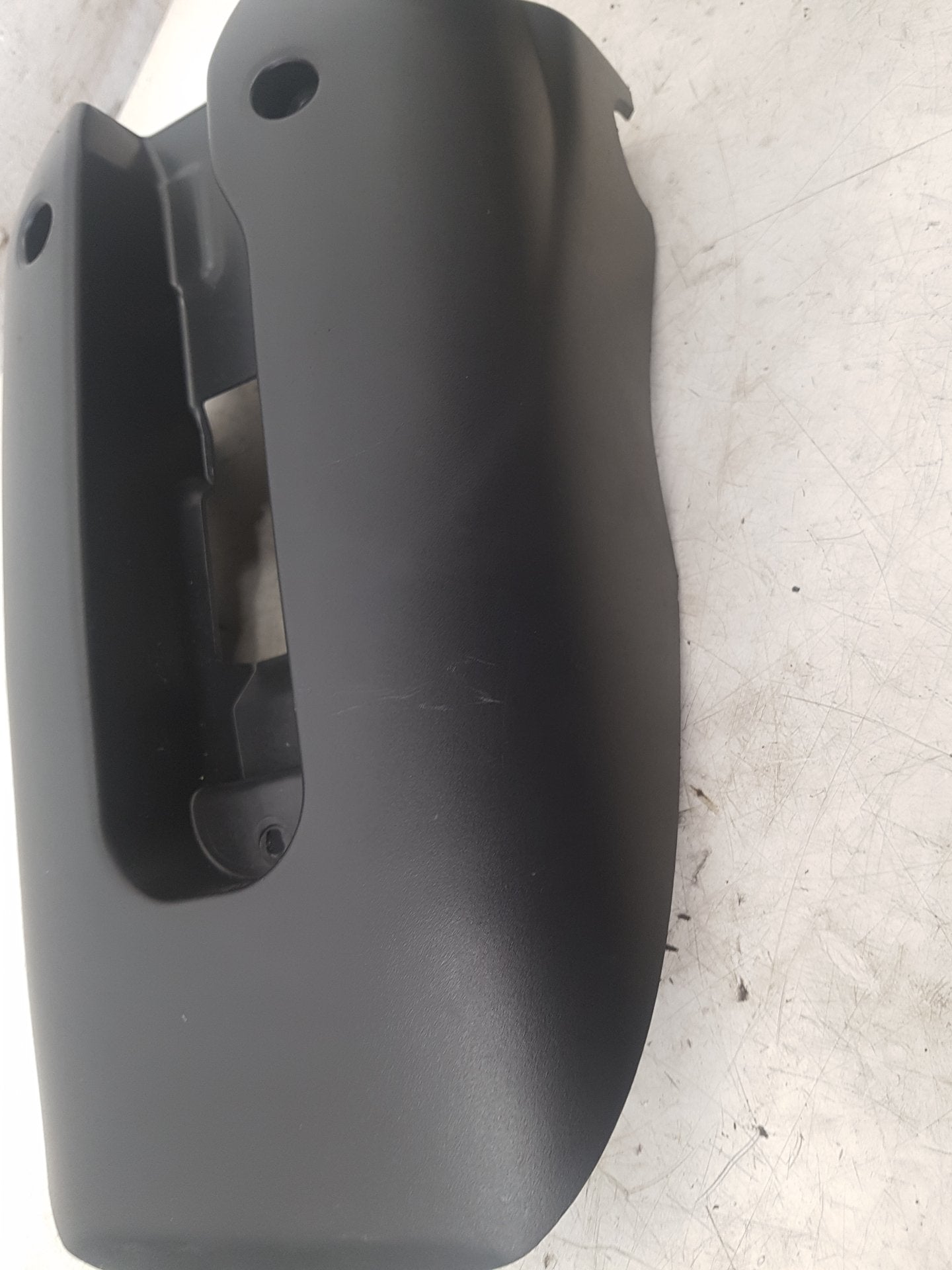 2017 - 2025 Volvo V90 235, 236 Estate Steering Column Shroud Lower 31363691