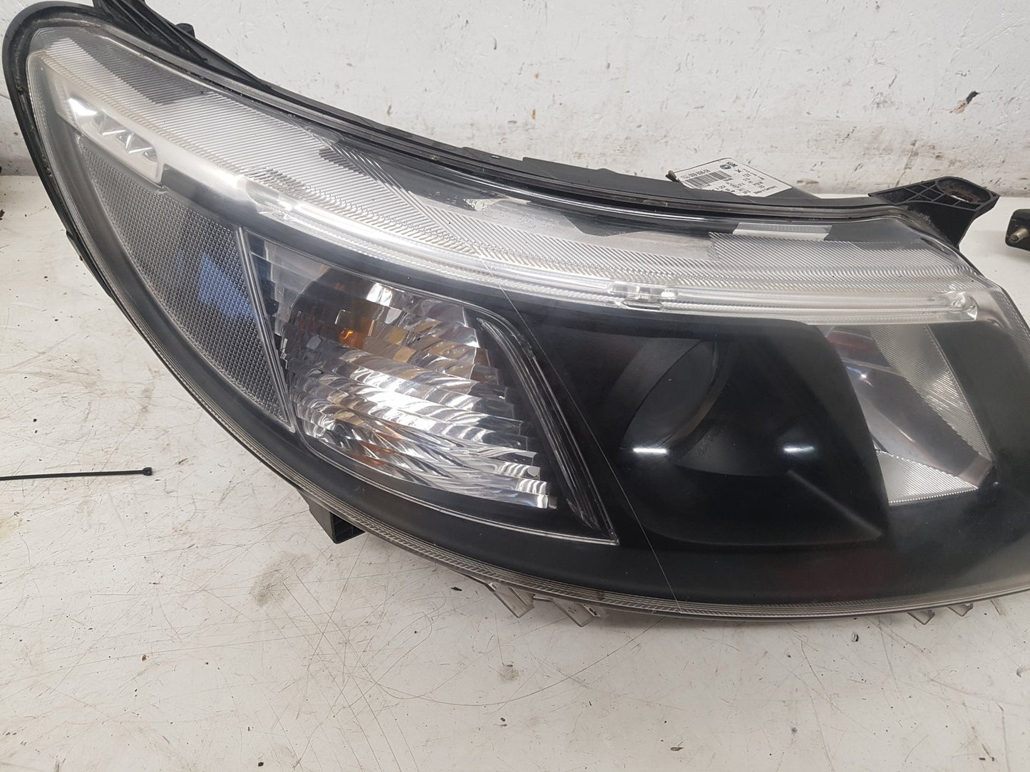 2008 Saab 9-3  Saloon Right Headlight 12770146