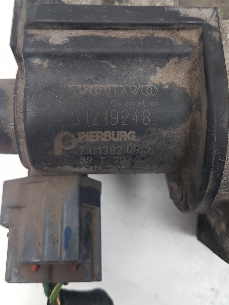 2008 - 2012 Volvo V50   Estate EGR VALVE AND COOLER 31219249