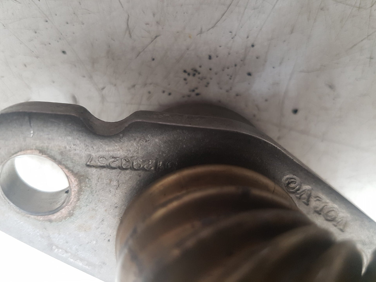 2010 - 2016 Volvo S80  Saloon EGR Pipe 31293257