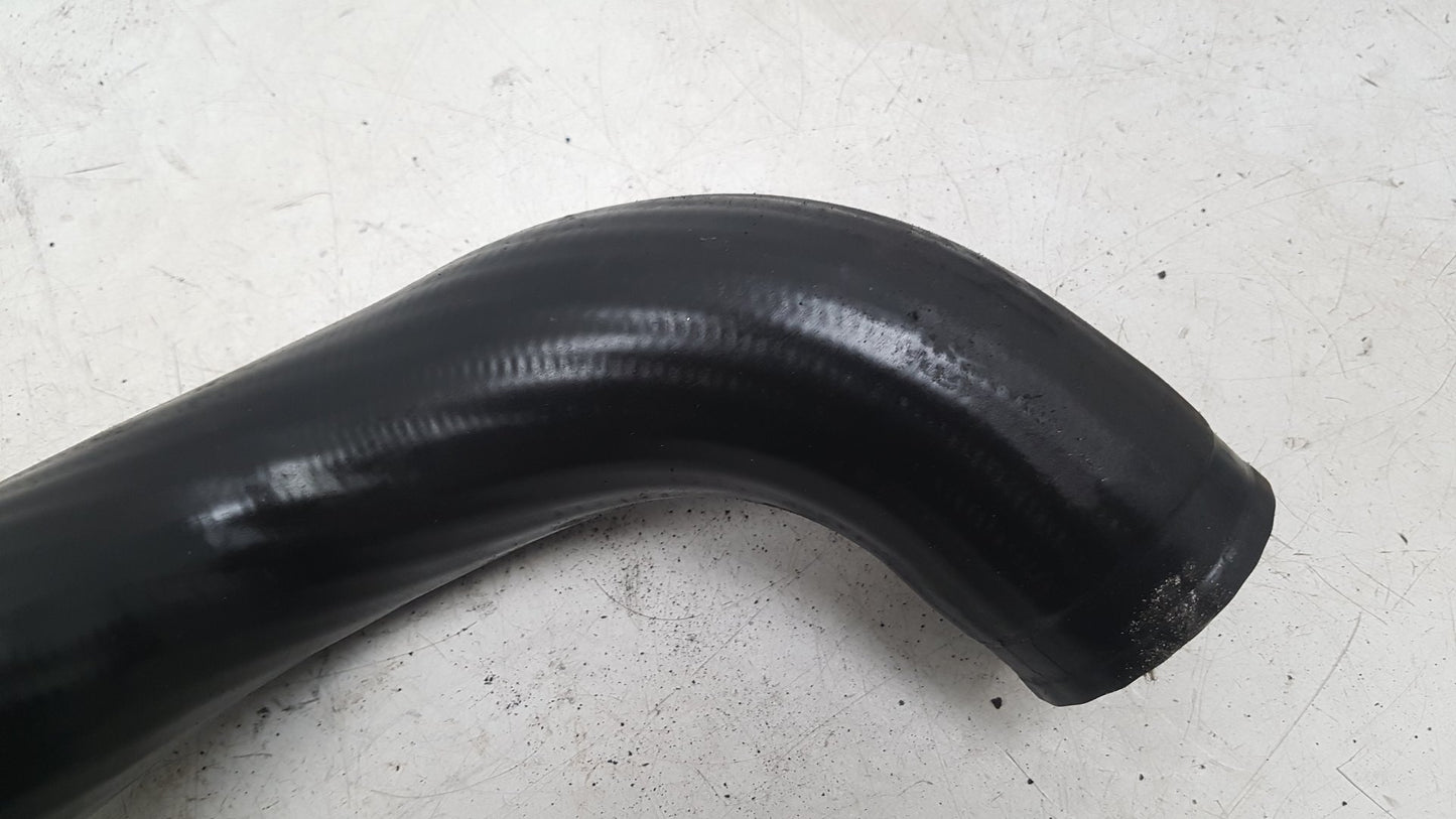 2002 - 2007 Volvo V70  Estate INTERCOOLER HOSE 30645937