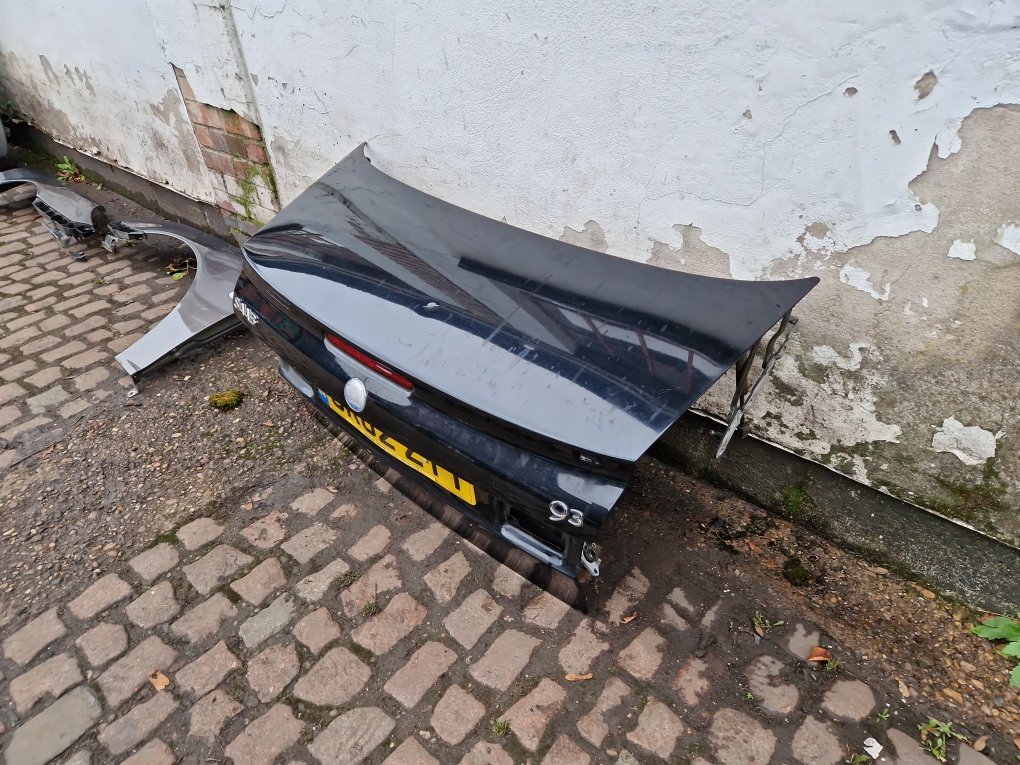 1998 - 2002 Saab 9-3  Convertible Bootlid
