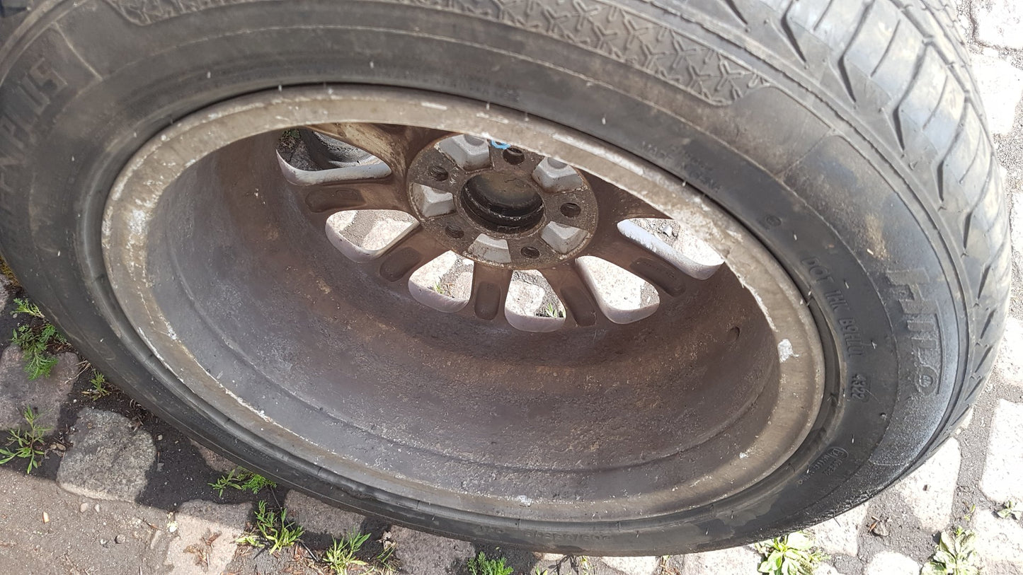 2005 Volvo V70  Estate Alloy Wheel 3524367