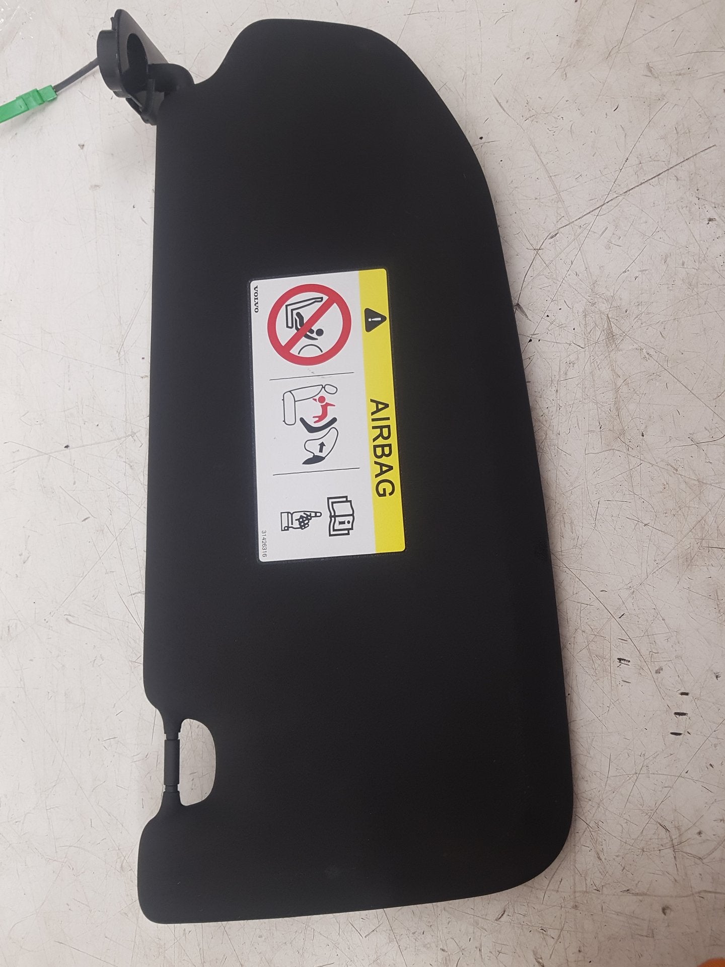Volvo V60 Left Sun Visor Left 2017-2026 R7WM3 12M Warranty