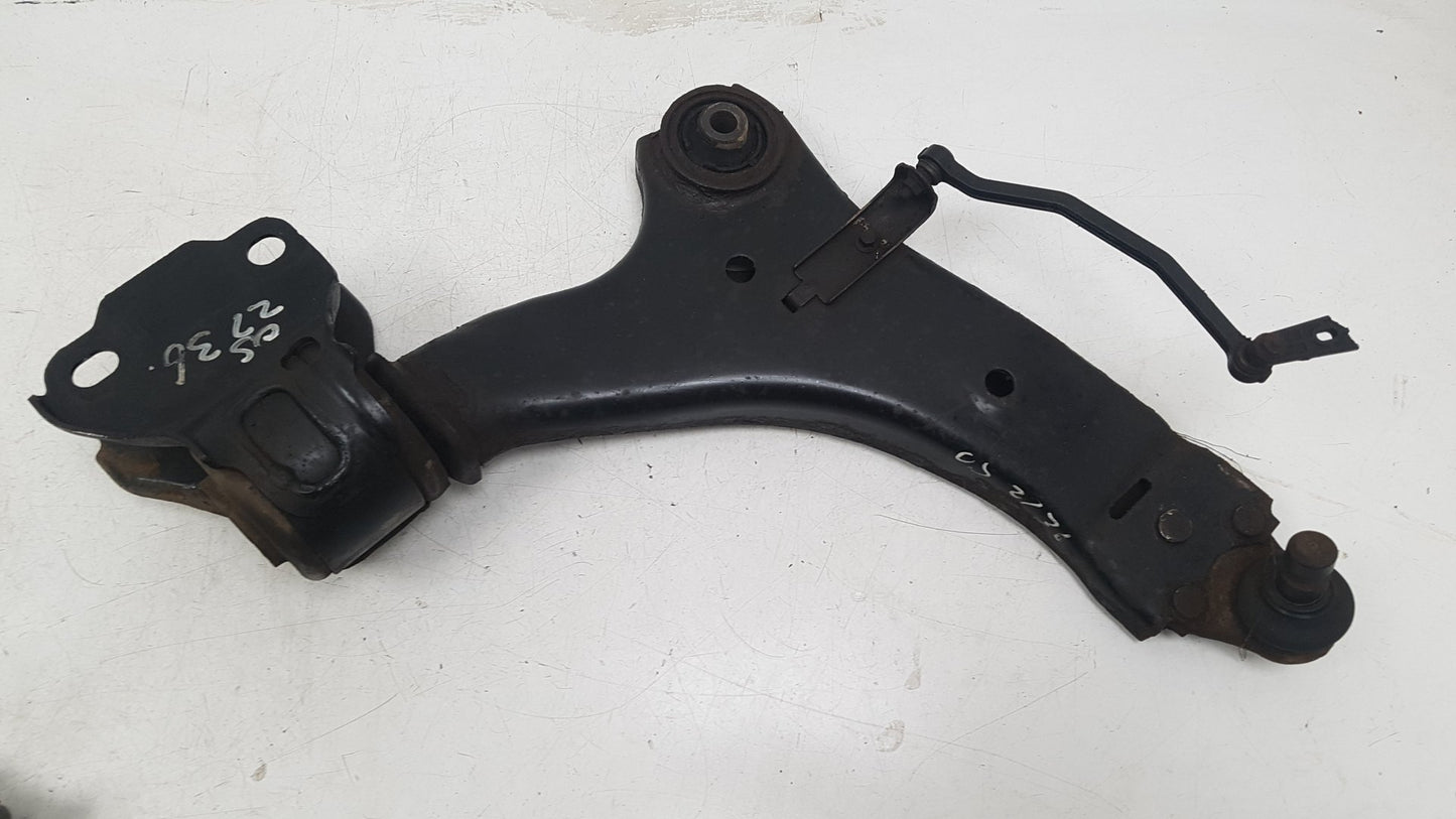 2010 - 2014 Volvo XC60  Estate Right Front Lower Control Arm 31317666
