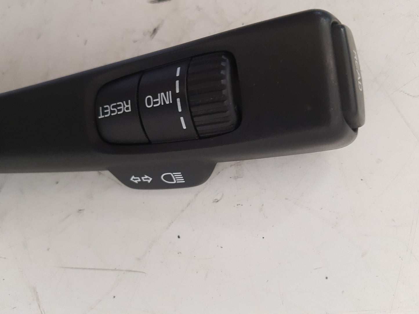 2008 - 2013 Volvo XC60 I 156 Estate Indicator Stalk 31334647