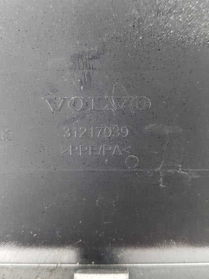 2010 - 2016 Volvo V60   Fuel Filler Door 31217939