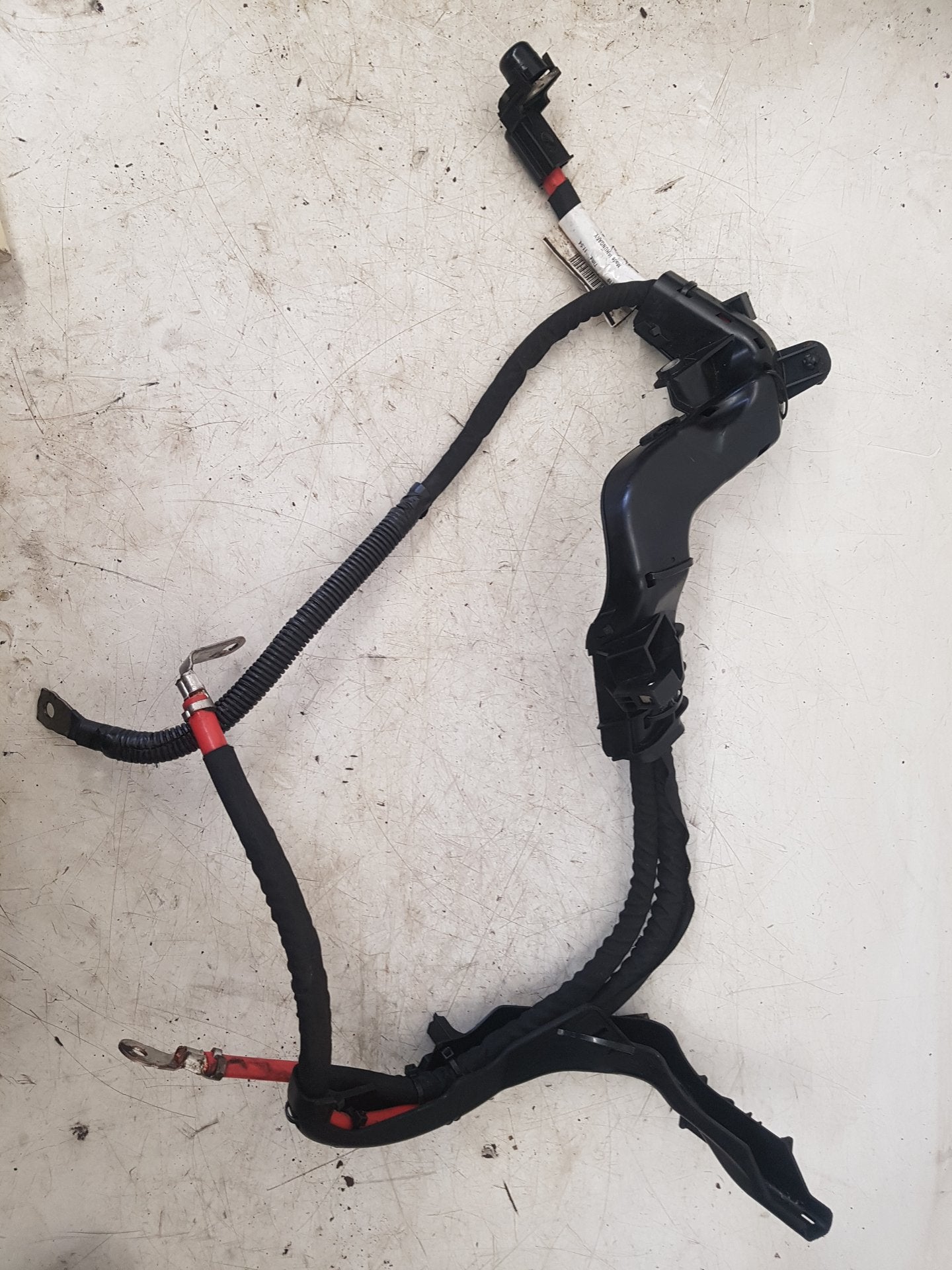 2017 - 2026 Volvo V60 II 225 Estate POSITIVE BATTERY LEAD 31453844