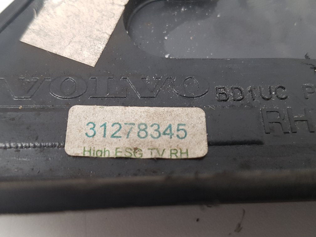 2012 Volvo V60   Right Rear Quarter Door Glass 31278345