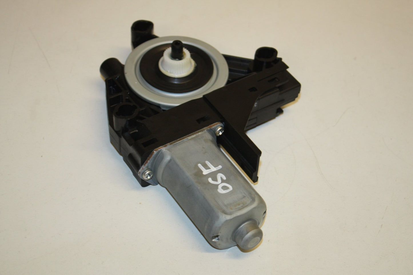 2010 - 2018 Volvo V60   WINDOW REG MOTOR (DRIVERS SIDE FRONT) 966269-103