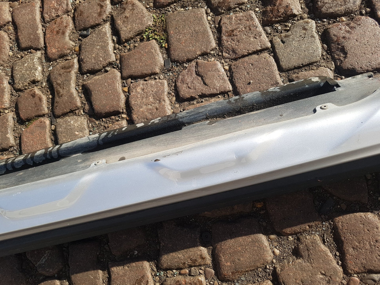 2015 - 2019 Volvo V40 Cross Country  Hatchback Left Side Skirt